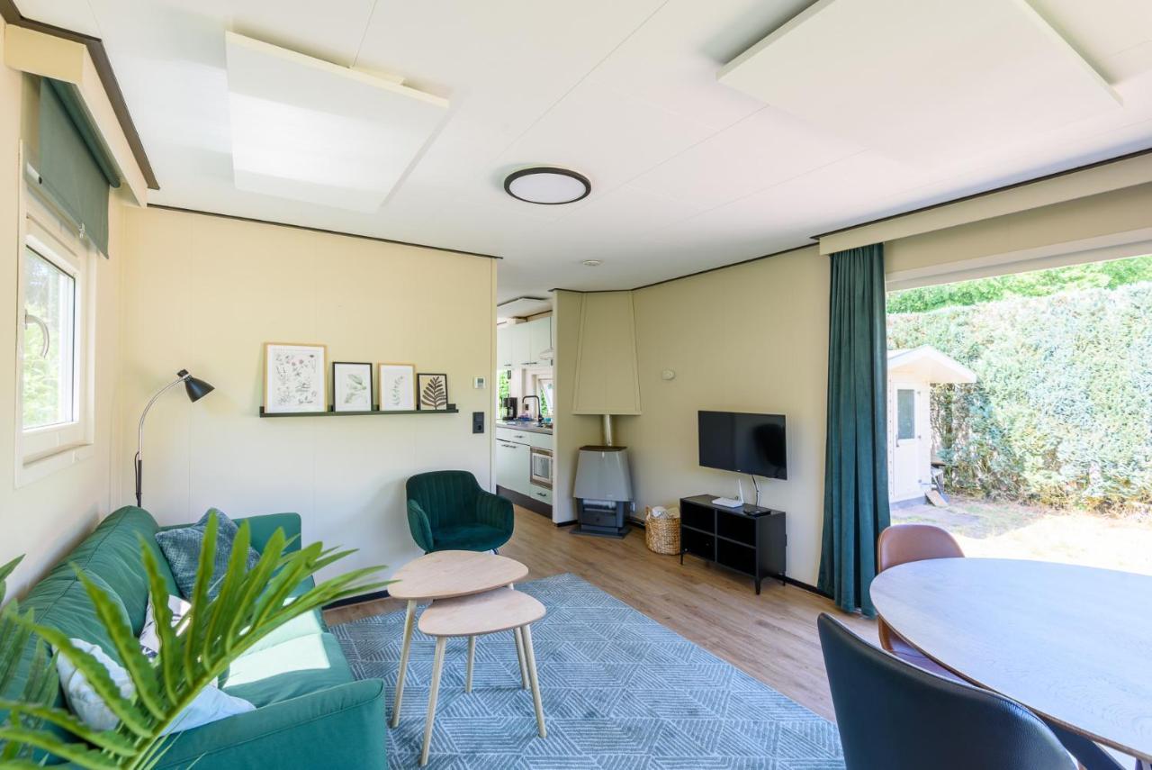 Gezellig Chalet Aan De Veluwse Bosrand Putten Kültér fotó