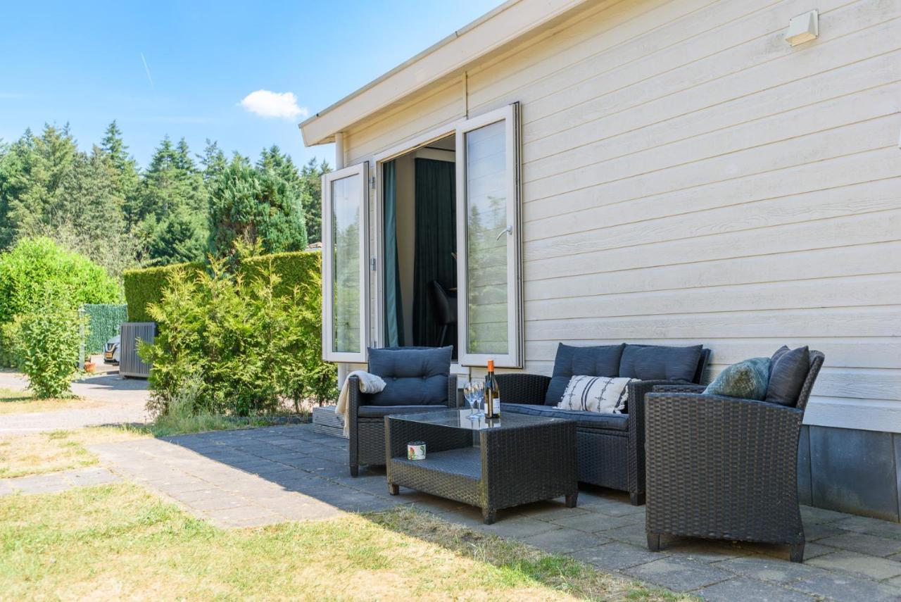 Gezellig Chalet Aan De Veluwse Bosrand Putten Kültér fotó