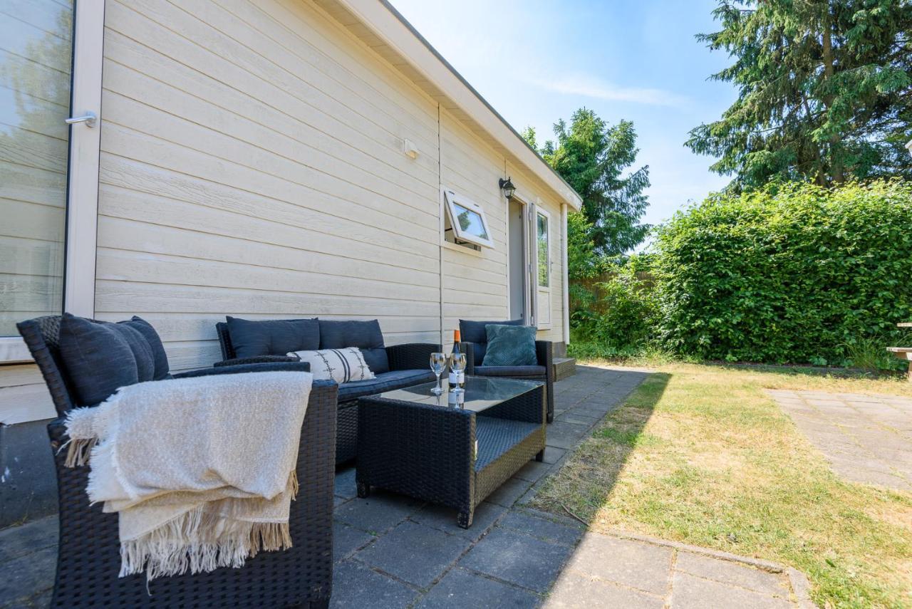 Gezellig Chalet Aan De Veluwse Bosrand Putten Kültér fotó